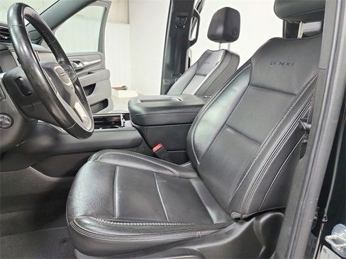 Used 2023 GMC Yukon Denali image 19