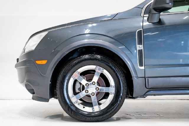 Used 2013 Chevrolet Captiva Sport LT FWD image 26