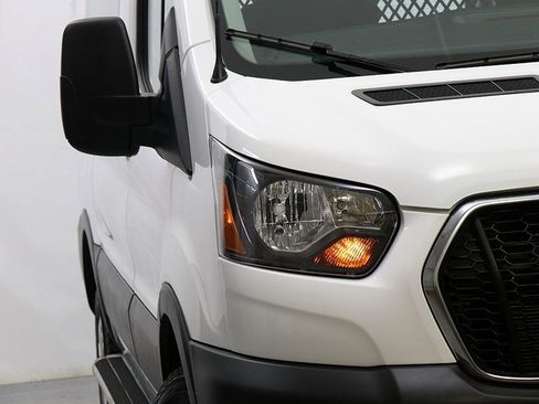 Used 2024 Ford Transit 250 Low Roof w/ Exterior Upgrade Package image 4