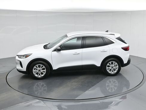 Used 2024 Ford Escape Active image 36