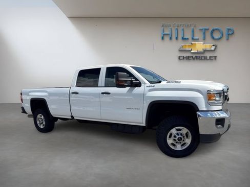 Used 2019 GMC Sierra 2500 4x4 Crew Cab w/ Sierra Convenience Package image 2