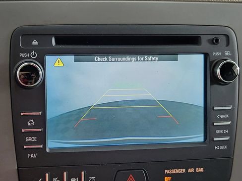 Used 2017 Chevrolet Traverse LS FWD image 22