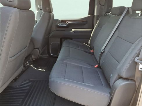 Used 2023 Chevrolet Silverado 1500 LT image 13