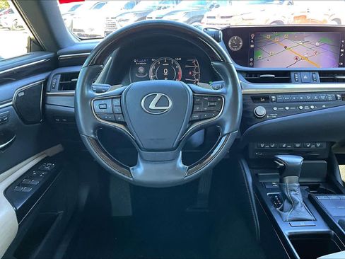 Certified 2021 Lexus ES 350 Ultra Luxury image 6