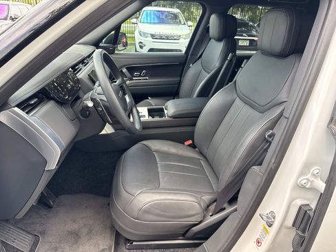 Used 2025 Land Rover Range Rover SE AWD/4WD image 23