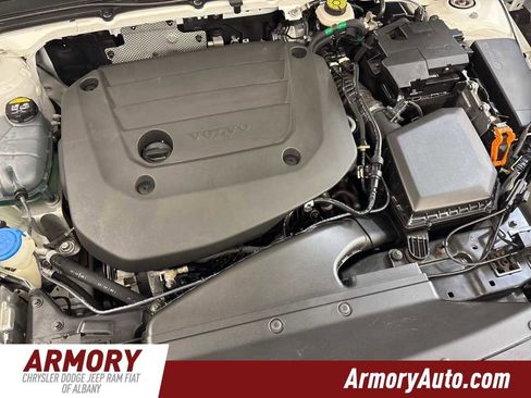 Used 2023 Volvo XC40 B5 Core w/ Convenience Package image 41