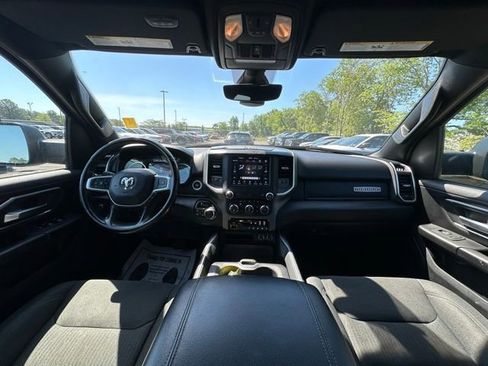 Used 2021 RAM 1500 Big Horn AWD/4WD image 2