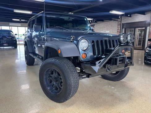 Used 2008 Jeep Wrangler Unlimited X AWD/4WD image 1