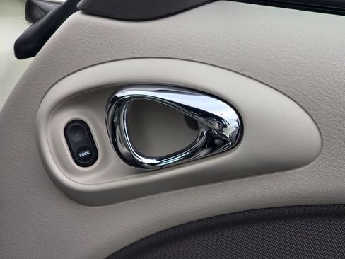 Used 2005 Chrysler PT Cruiser GT FWD image 89
