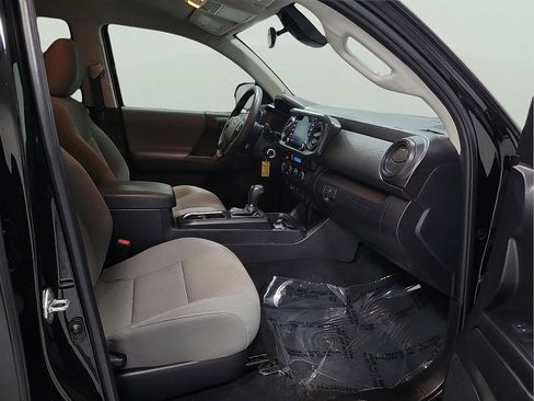 Certified 2023 Toyota Tacoma SR AWD/4WD image 14