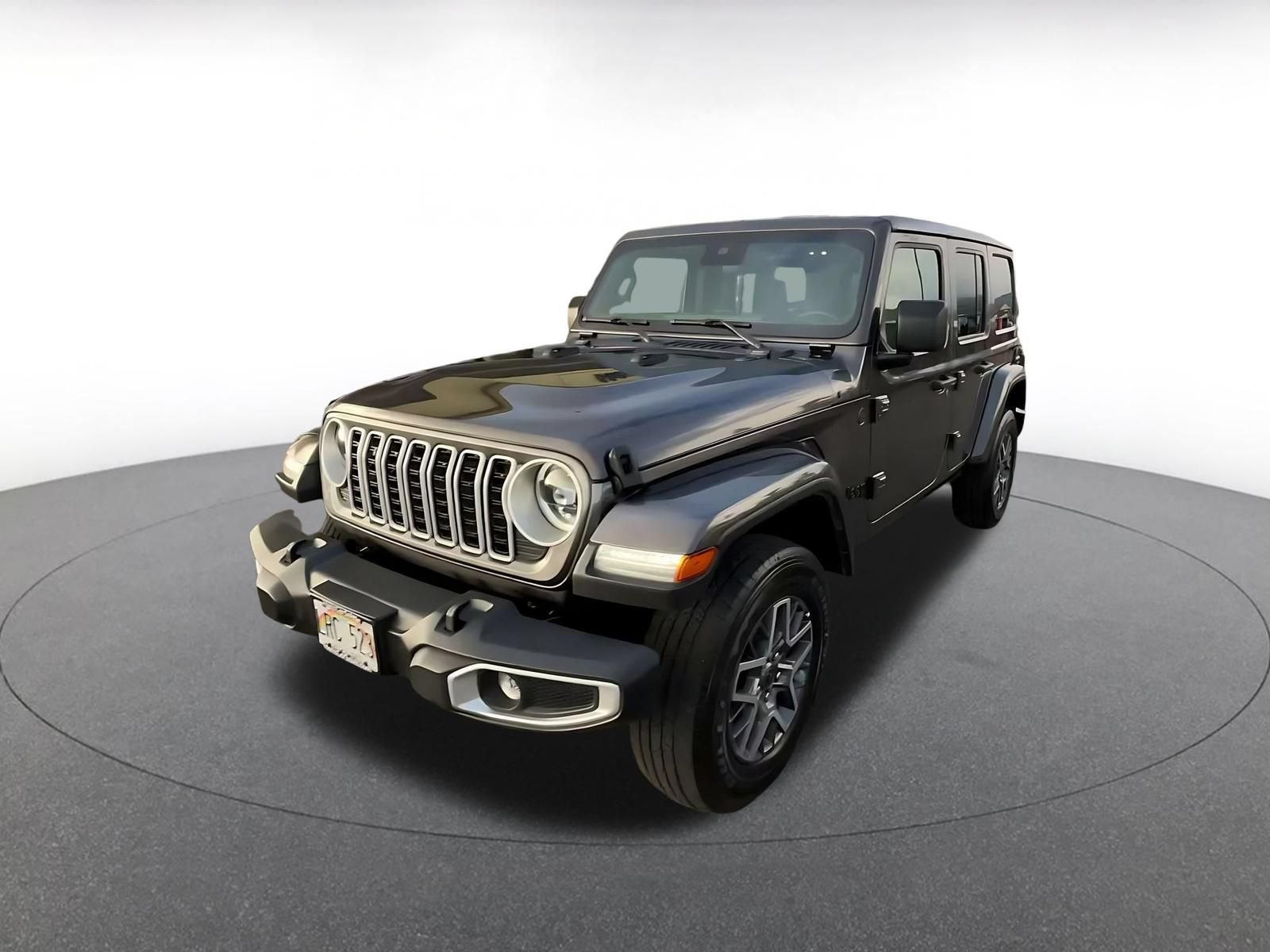 Used 2025 Jeep Wrangler Unlimited Sahara AWD/4WD image 6
