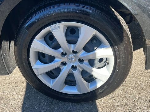 Used 2022 Toyota Corolla LE image 10