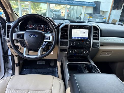 Used 2020 Ford F350 Lariat w/ Chrome Package AWD/4WD image 12