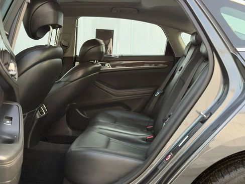 Used 2018 Genesis G80 3.8 w/ Option Group 02 image 12