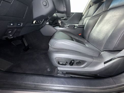 Used 2021 Lexus ES 300h w/ Premium Package FWD image 14