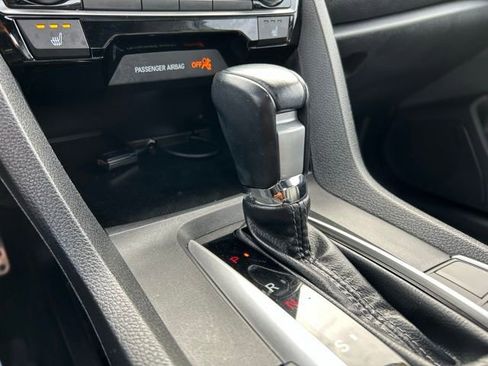 Used 2020 Honda Civic Touring image 35