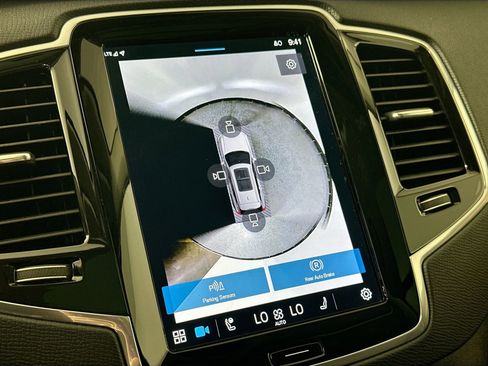 Certified 2024 Volvo XC90 B5 Plus image 14