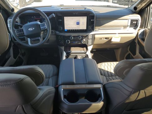 New 2026 Ford F450 Platinum w/ Platinum Plus Package image 12