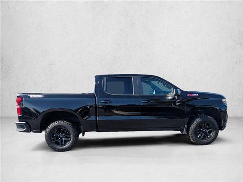 Used 2021 Chevrolet Silverado 1500 LT Trail Boss w/ Safety Package AWD/4WD image 4