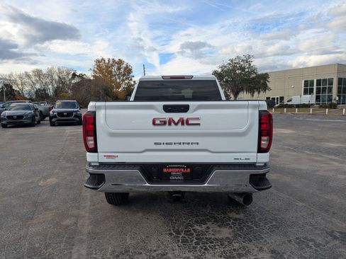 New 2026 GMC Sierra 2500 SLE image 6