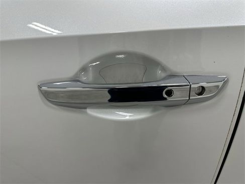 Used 2024 Honda Odyssey EX-L image 13