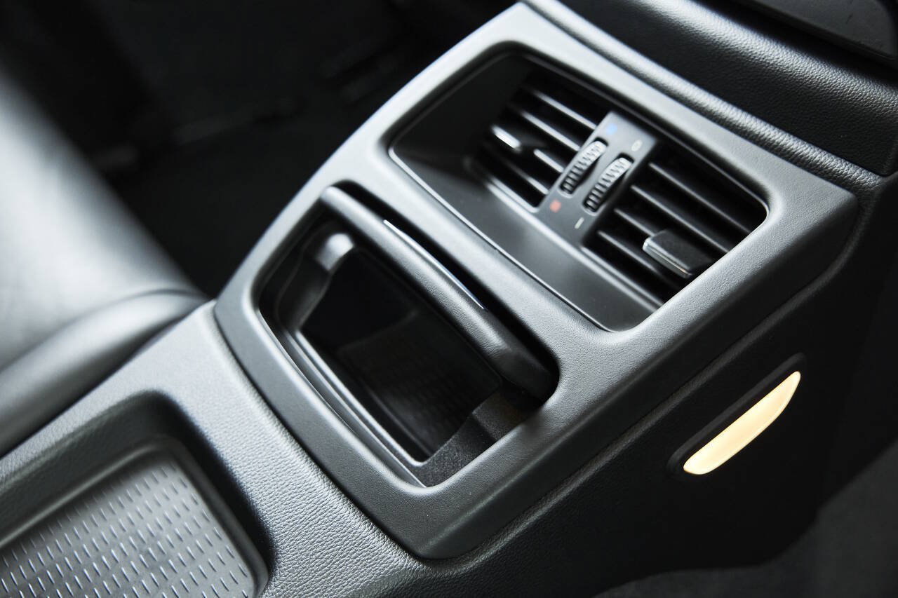 Used 2012 BMW M3 Coupe RWD image 90