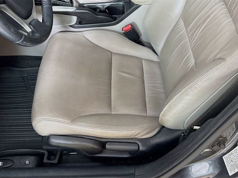 Used 2013 Honda Civic Hybrid image 21