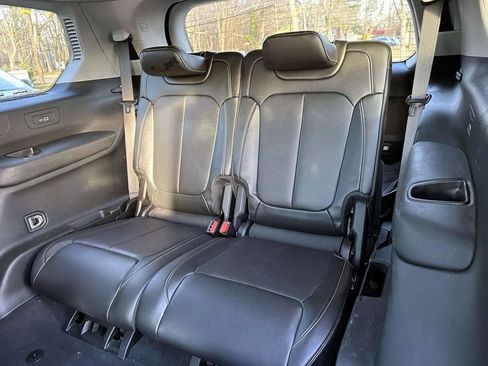 Used 2023 Jeep Grand Cherokee L Limited w/ Luxury Tech Group II image 13