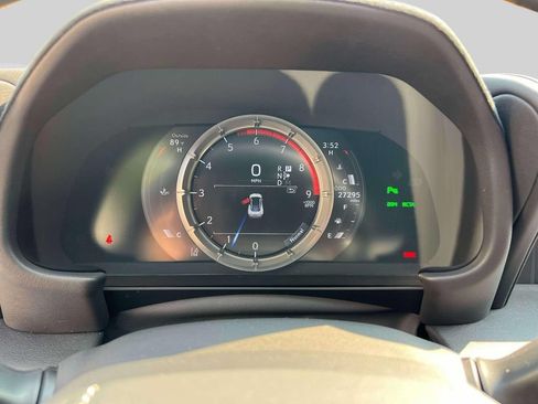 Used 2018 Lexus LC 500 Coupe w/ Sport Package RWD image 22