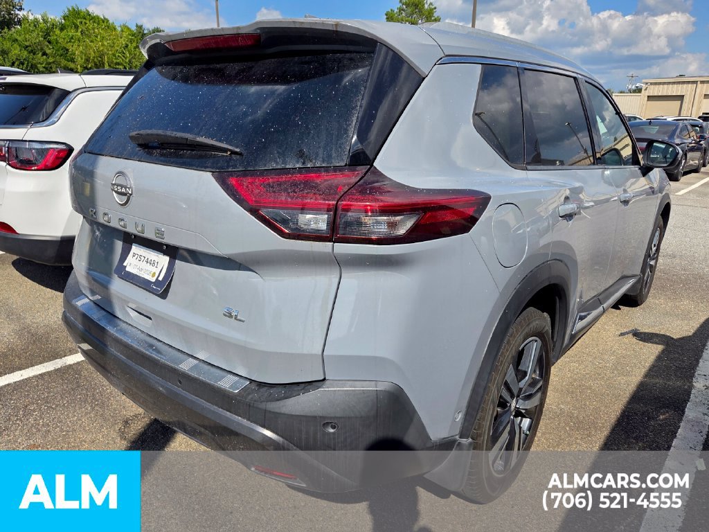 Used 2023 Nissan Rogue SL w/ SL Premium Package FWD image 11