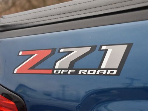 Certified 2018 Chevrolet Silverado 1500 LT w/ All Star Edition image 15