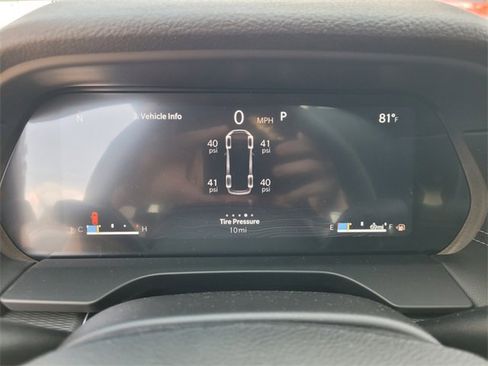 New 2025 Jeep Grand Cherokee L Altitude image 32