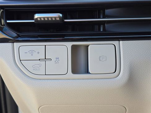 New 2026 Kia Sportage EX image 28