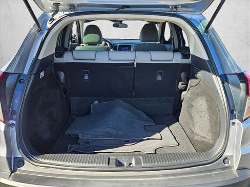 Used 2022 Honda HR-V LX image 6