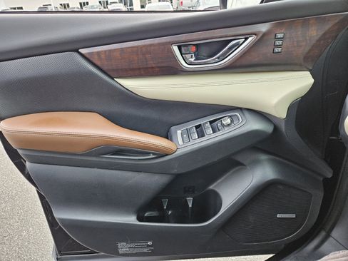 Used 2019 Subaru Ascent Touring w/ Popular Package #3 image 30