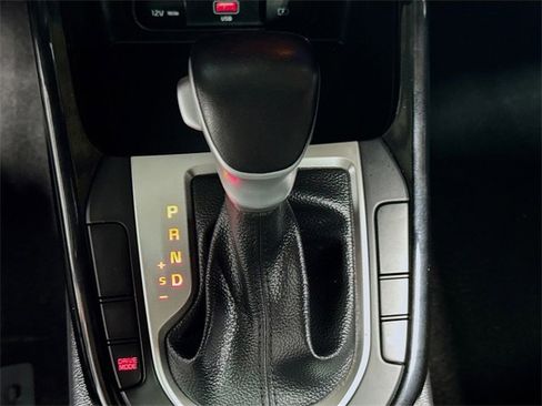 Used 2023 Kia Forte GT-Line w/ GT-Line Premium Package image 24