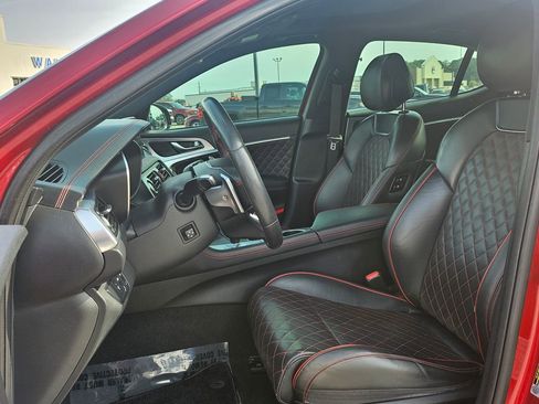 Used 2019 Genesis G70 3.3T Dynamic image 4