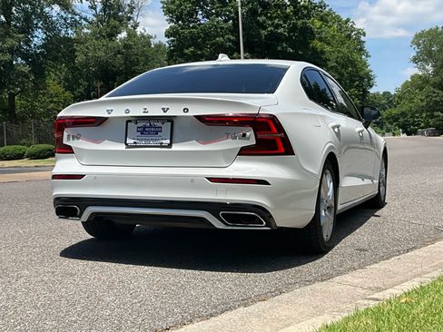 Used 2019 Volvo S60 T6 R-Design AWD/4WD image 26