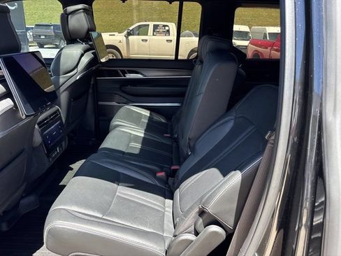 Used 2024 Jeep Grand Wagoneer Series II w/ Quick Order Packagew 28T AWD/4WD image 13