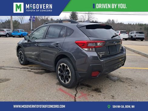 Used 2023 Subaru Crosstrek 2.0i Premium image 4