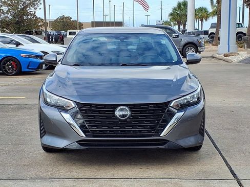 Used 2025 Nissan Sentra SV w/ All-Weather Package FWD image 5