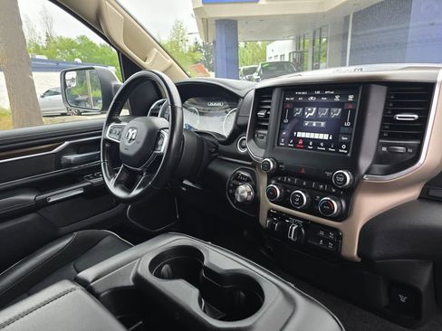 Used 2021 RAM 1500 Laramie AWD/4WD image 10