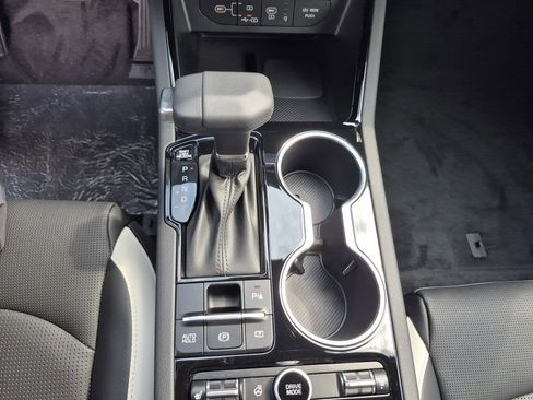 New 2026 Kia K5 GT-Line image 9
