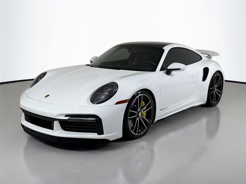 Used 2021 Porsche 911 Turbo S image 10