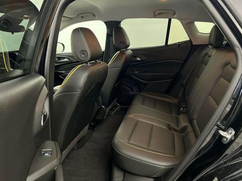 Used 2024 Chevrolet Trax ACTIV image 11