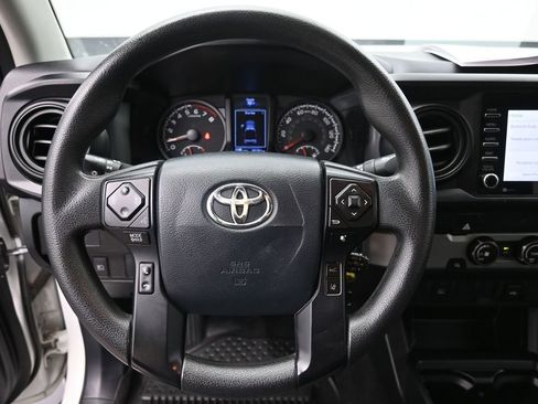 Used 2020 Toyota Tacoma SR w/ SR Convenience Package RWD image 7