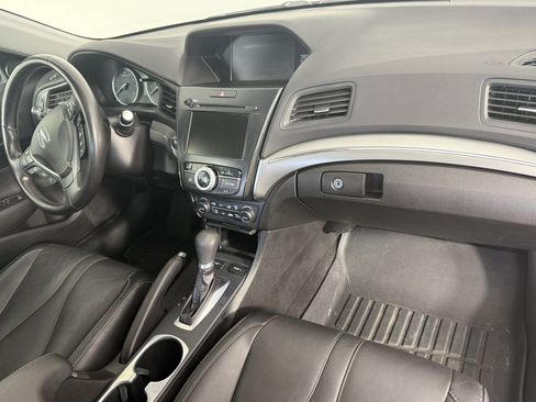 Used 2022 Acura ILX w/ Premium Package FWD image 11
