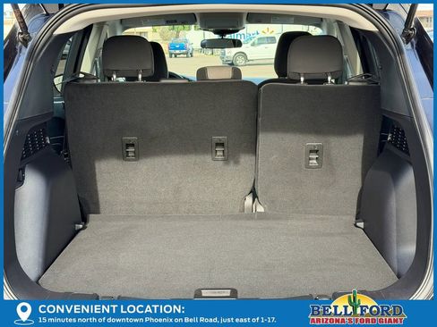 Used 2022 Ford Escape SE image 12