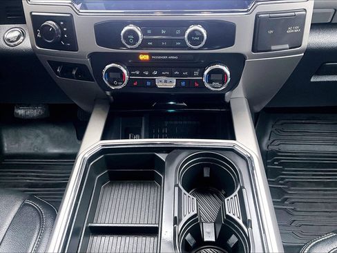 Used 2022 Ford F350 Lariat w/ Lariat Ultimate Package image 24
