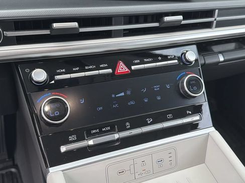 Certified 2026 Hyundai Santa Fe SEL FWD image 34